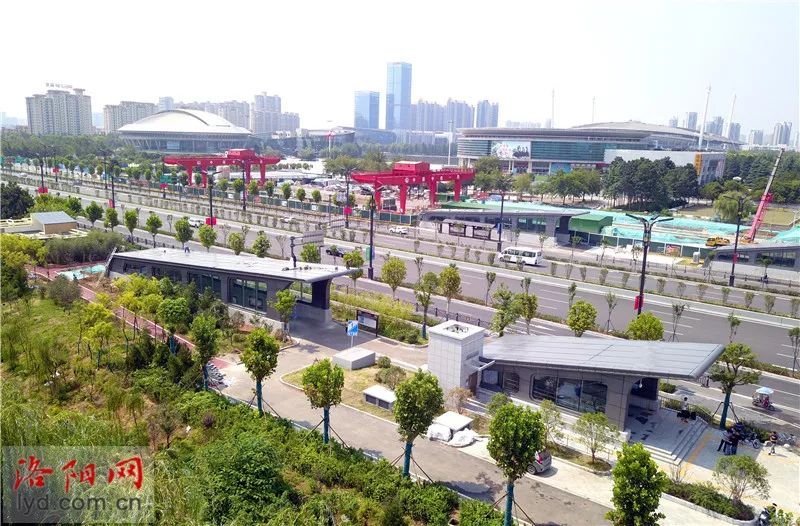 话洛阳重磅洛阳地铁首个出入口完工