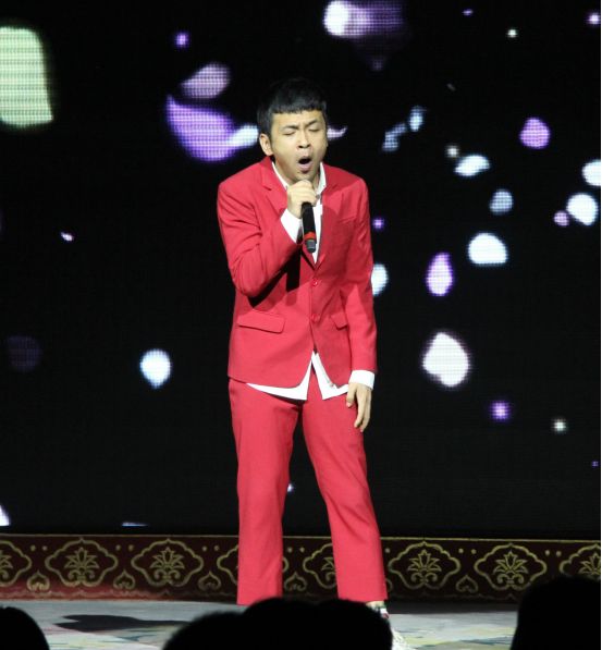 金秋九月周云鹏程野喊你来北京刘老根大舞台收获快乐