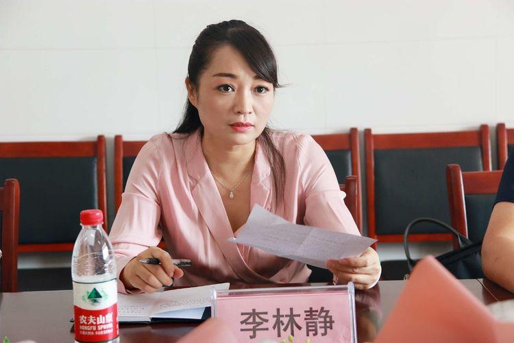 驻马店市政协教科卫体委员会副主任李林静通报了今年前8个月教科卫体