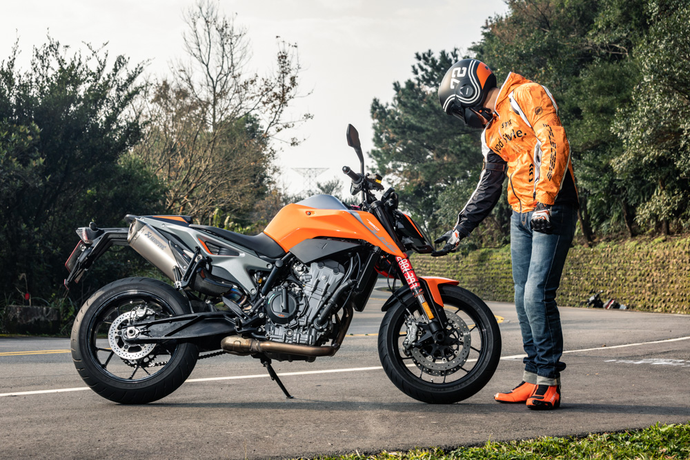 弯道手术刀 KTM 790 DUKE 深度测评-搜狐大视野-搜狐新闻