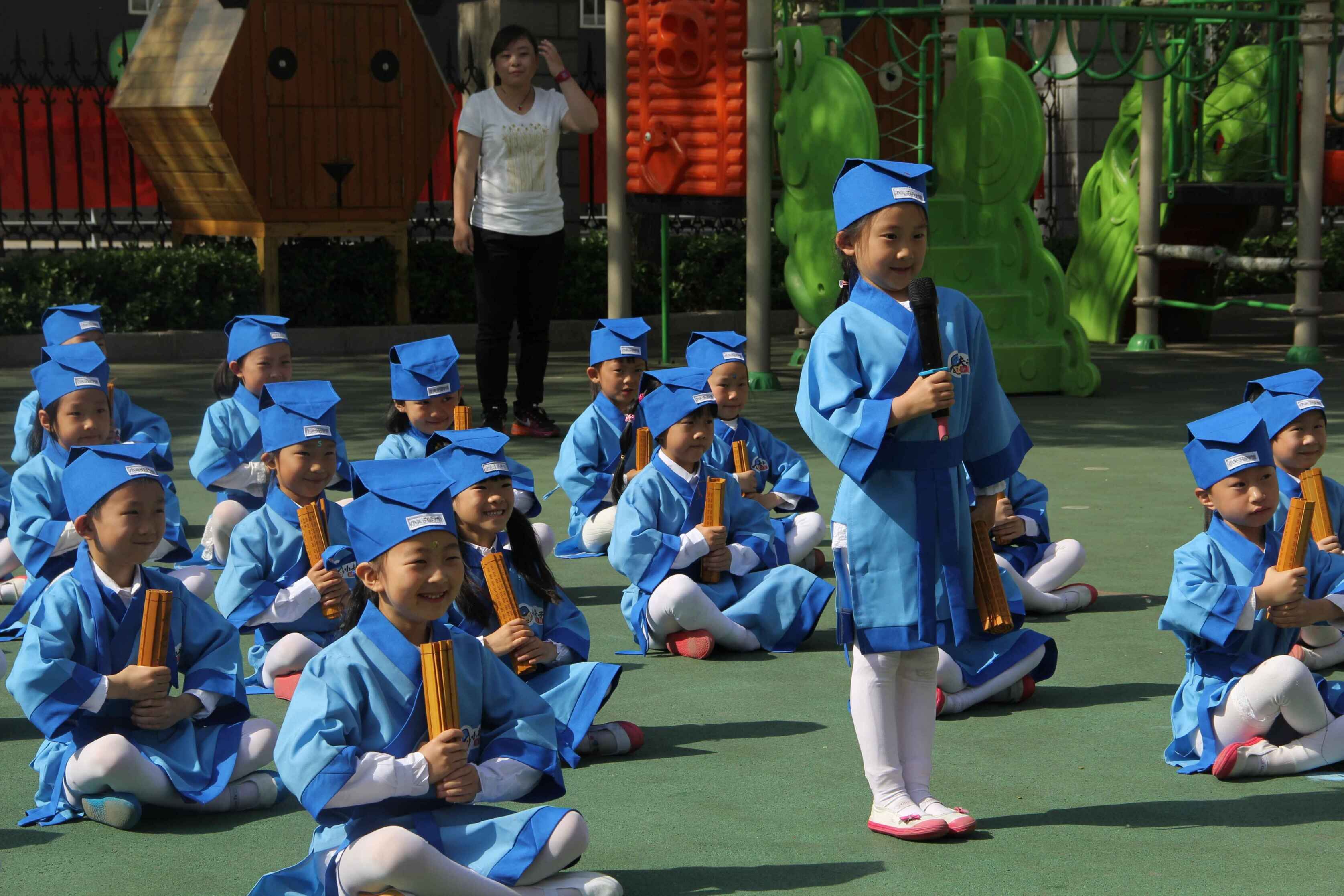 《三字经》,《弟子规》还能让孩子读吗?_儿童