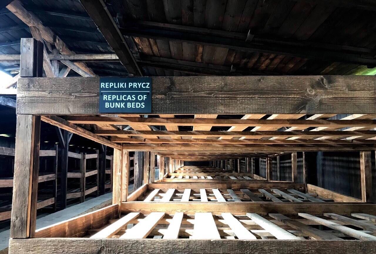 去人间惨剧发生地旅游,地球人还有良心吗?