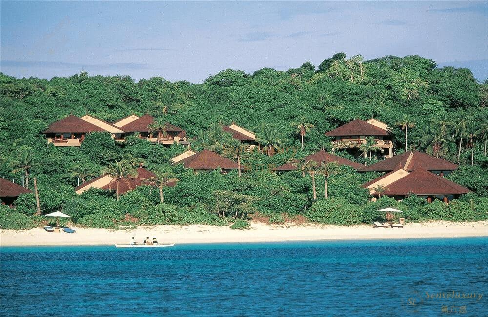 没想到第一天的住宿就在巴拉望北面的帕玛里肯岛(pamalican),这个度假