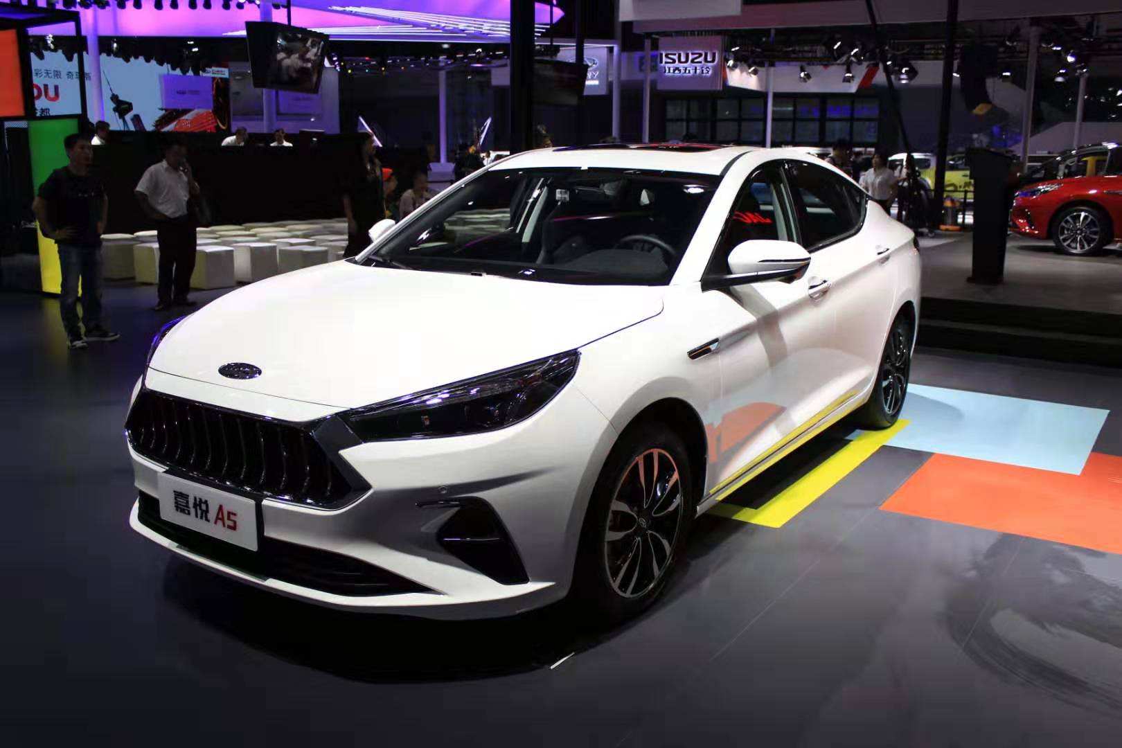 2019成都车展江淮嘉悦a5正式发布