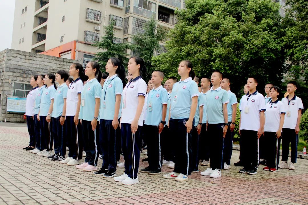 军训生活骄阳八月激情起航展辉学校初中部2019年下学期军体训练精彩