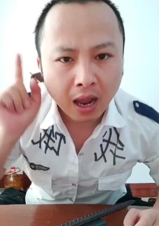 斗鱼主播奇葩多,直播将钢棒磨成针,惨遭全网水友吐槽太无聊