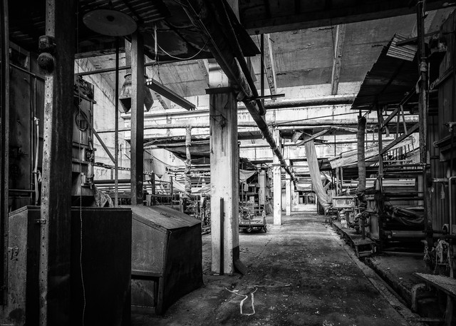 破旧的改造前的老工厂一代人的记忆