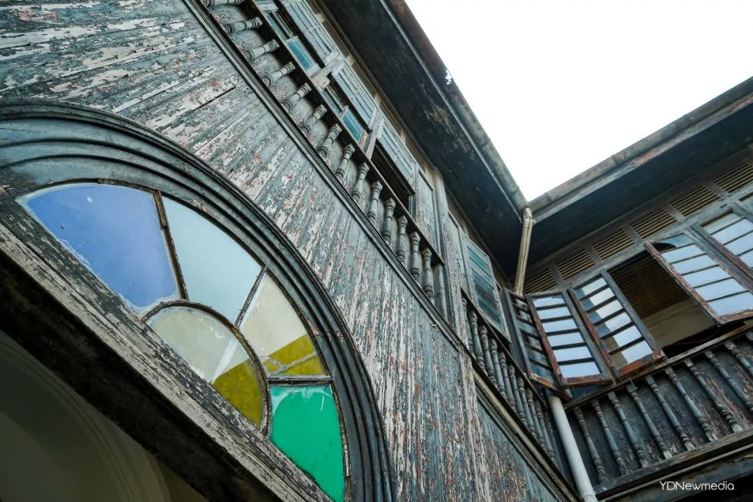 建于1903年,至今116年文华大学文学院0598|地址武汉市武昌区花园山