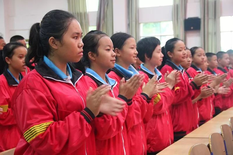 开学季德宏州民族初级中学2019级军训记录