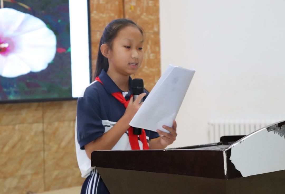 第一课"到呼图壁县第四中学去感受一次快和小编回到中学时代进行一次