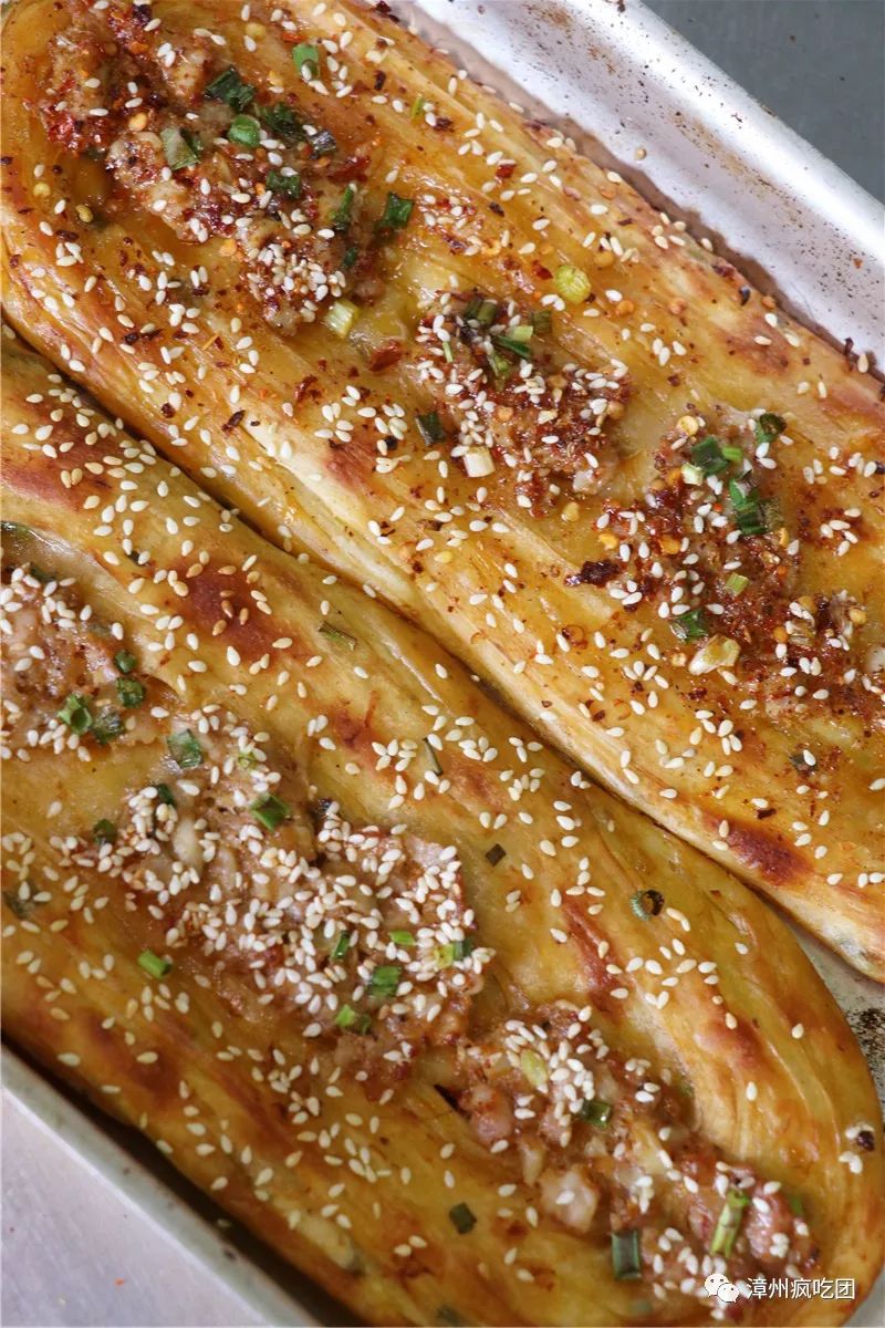 5折吃火遍各地的网红烧饼好大一个做个饼都这么拼厉害