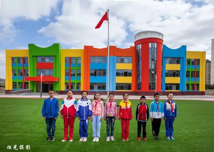 会宁县红军小学独特的"开学第一课"_发展