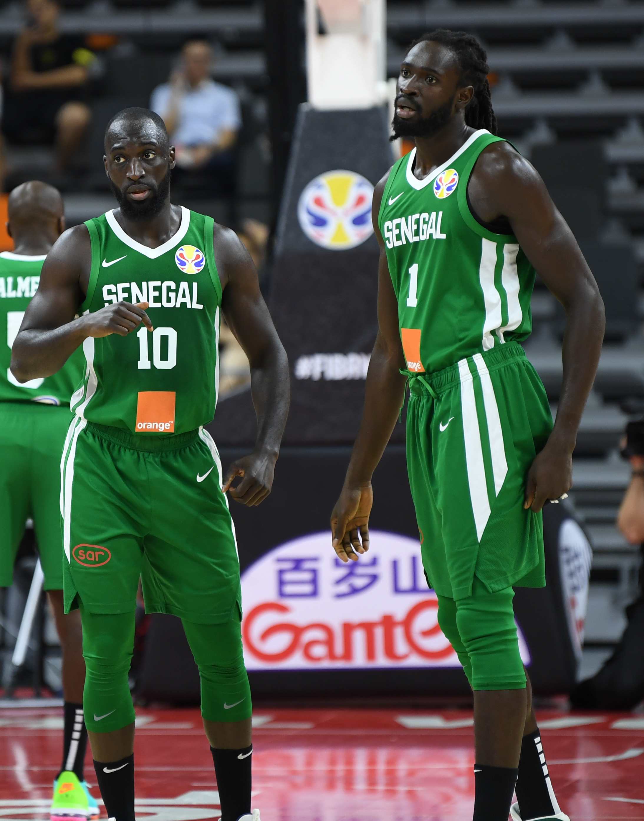 篮球——小组赛:加拿大队战胜塞内加尔队