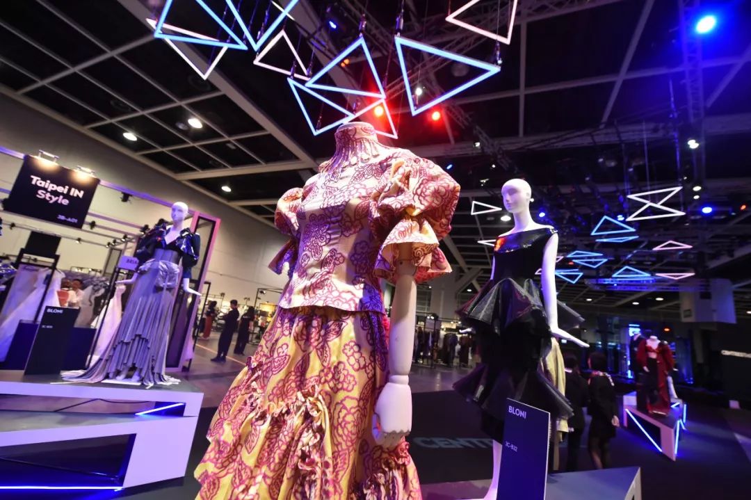 摆脱纷扰 感受香港国际时尚汇展centrestage绽放的2020早春时尚