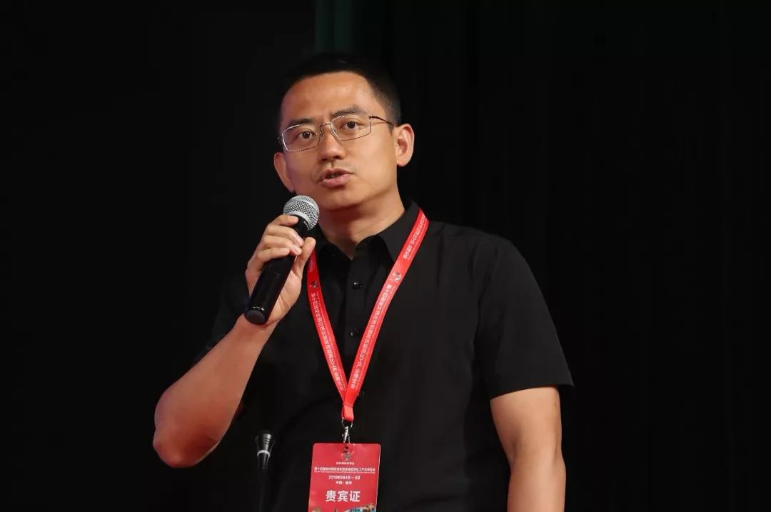 市长李春临致辞,副市长张胜利主持,市领导杨怀智,贾正兰,麻占平等出席