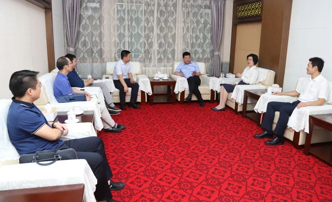 区委,区政府主要领导会见中联西北研究院于文海一行共商未央发展9月4