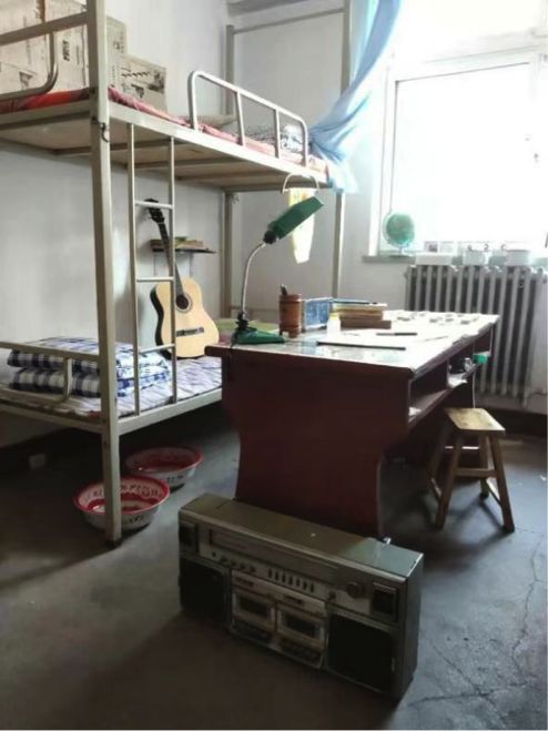 12宿 90-00年代12宿 70-80年代8宿 70-80年代你还记得,宿舍曾经的样子