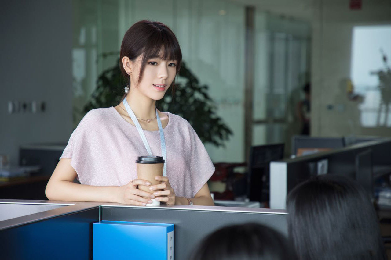 出道至今,辛瑞琪总共出演了五部电视剧,都是担任重要的角色,除了《双