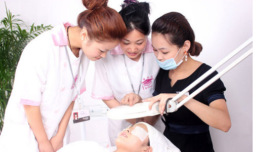 拾光肌驿站|高端美容院是怎么管理员工的_顾客