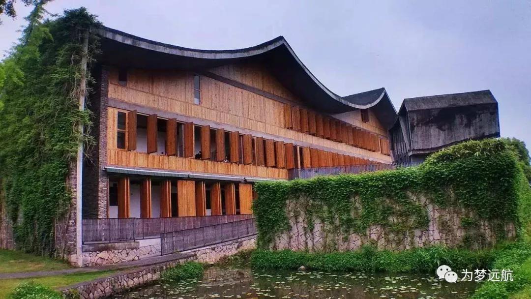 东华大学江南大学,北京服装学院天津工业大学,上海视觉艺术学院浙江