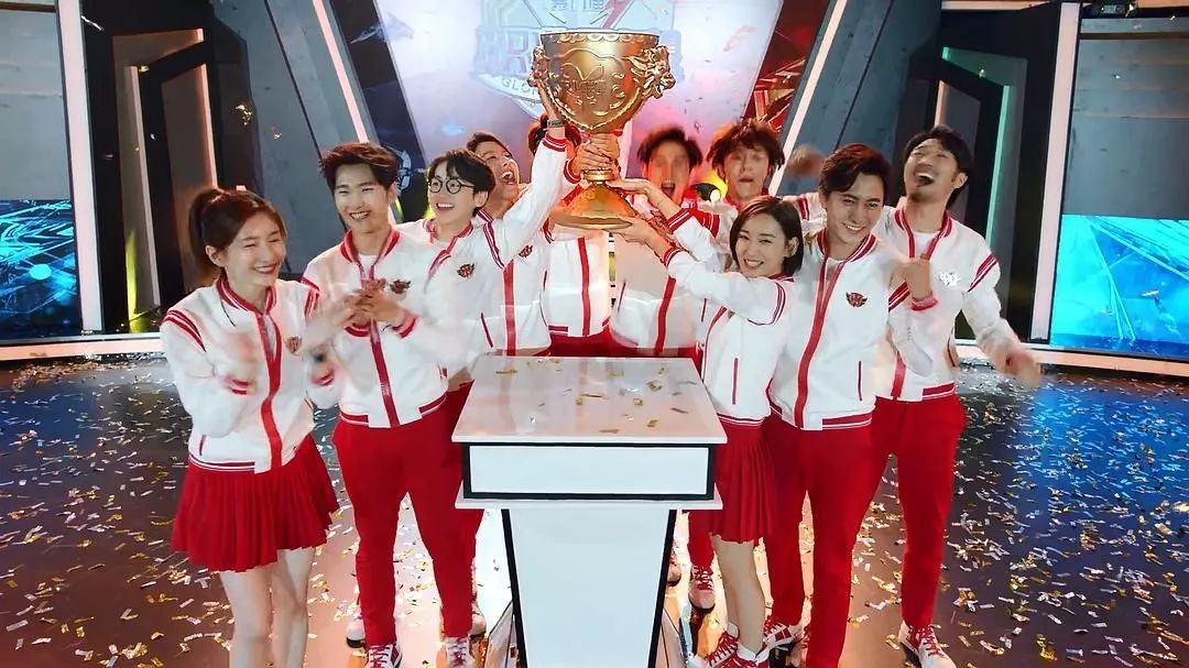 再到兴欣战队逐渐培养默契,在和玄奇战队的比赛中反败为胜……这些