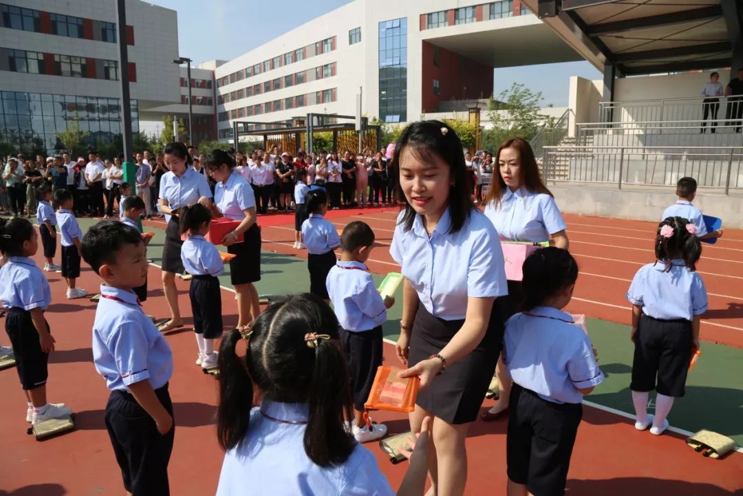 长春北湖小学图片