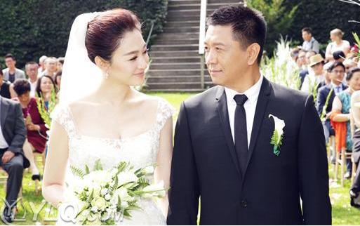 雷佳音和姜妍的友谊也是历经了16年的时间,两个人是一起长大,一起上