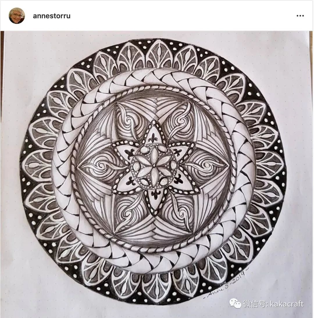 每天一张禅绕画立体按钮