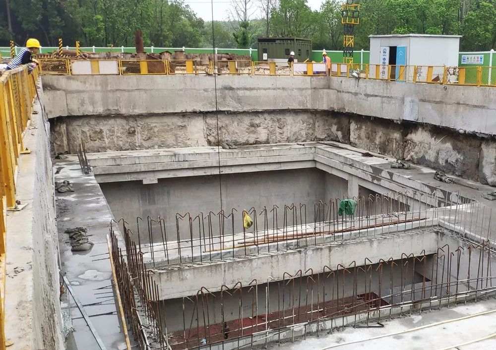 因水我们一起奋战市域外配水工程盾构段又新添一井