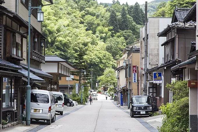 第7位 汤涌温泉(金泽县)第6位 轮岛温泉乡(石川县)第5位 みかた温泉