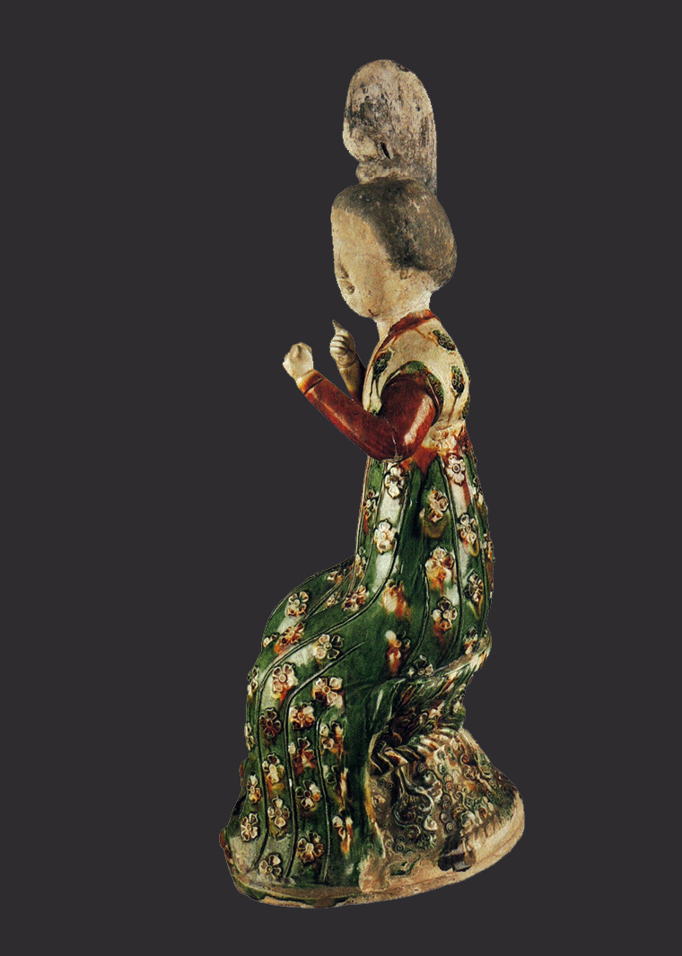 原创中国人是什么时候坐起来的真相就藏在这件唐三彩美女俑中