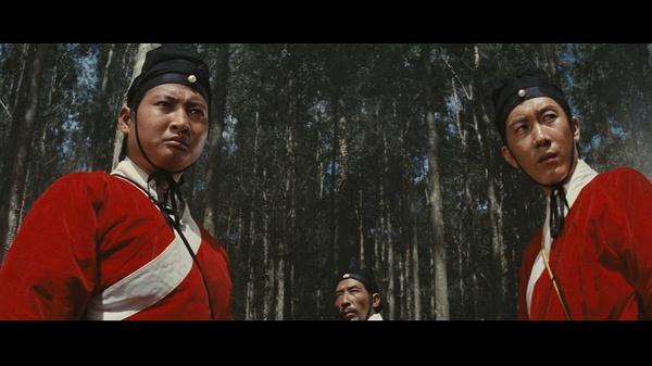 7 侠女 (1970)意境完美之至,如今满目天马行空飞檐走壁武侠魔幻,再