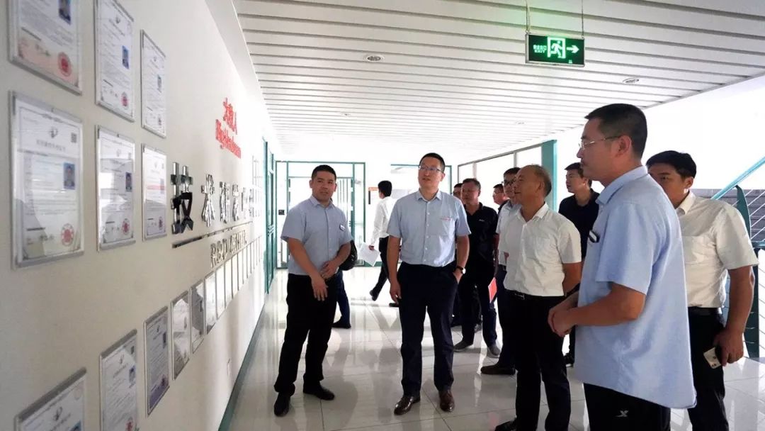 湖南省宁乡市市委副书记刘永红一行到访大牧人探讨智能化猪场