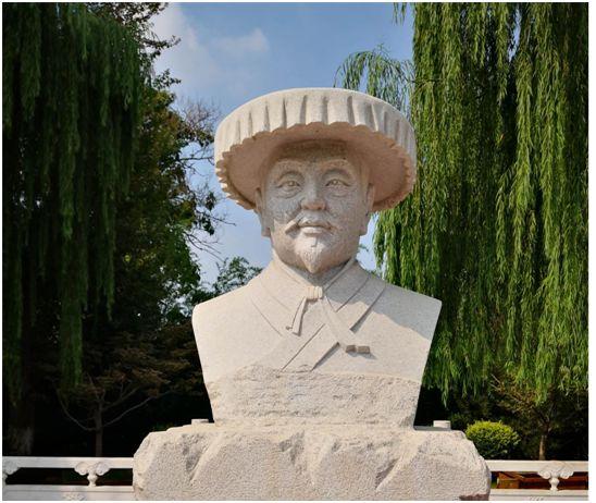 "讲好山东故事"社会组「散尽家财去做官」_张养浩