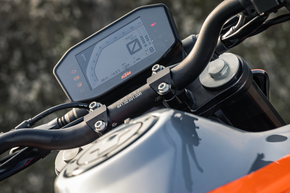 弯道手术刀 KTM 790 DUKE 深度测评-搜狐大视野-搜狐新闻