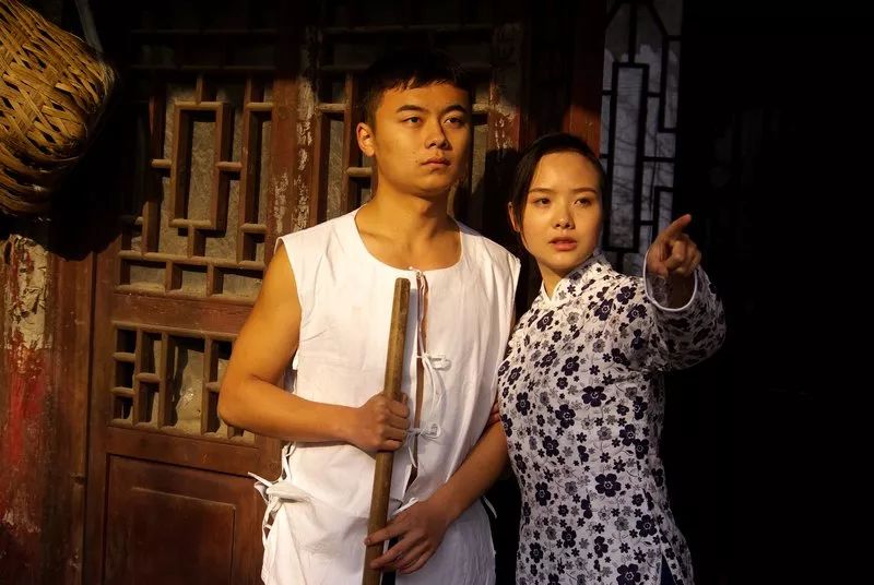 民歌五更送情郎真好听