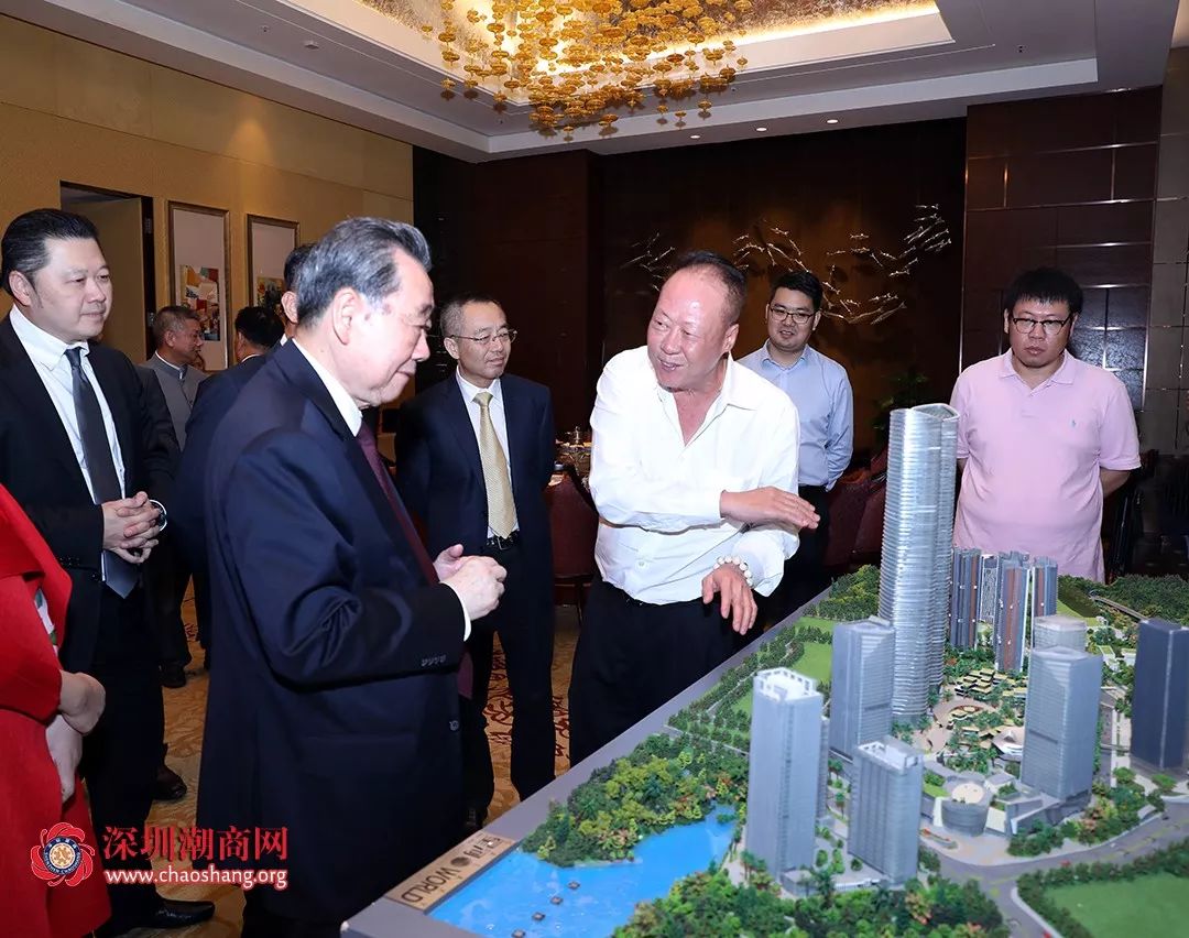 正大集团资深董事长谢国民与吴开松,郑汉明等座谈  为潮商投资东盟