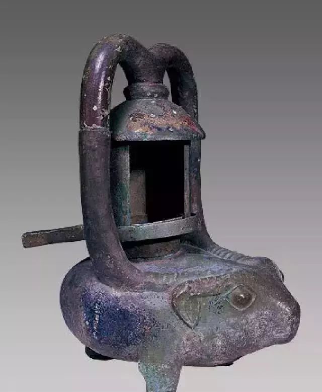 一灯照破千年暗——古代烛台之美!_青铜