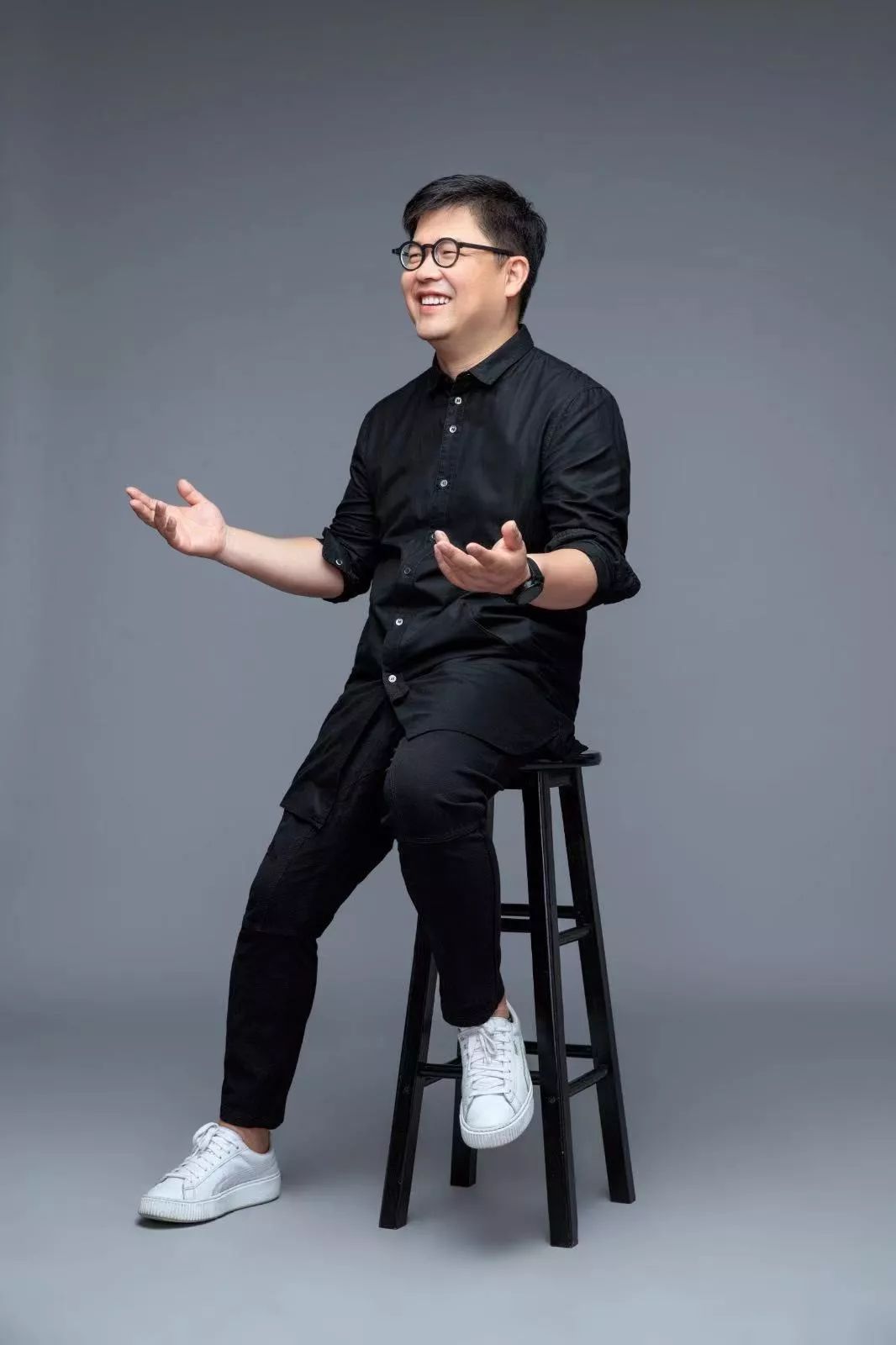 两室变四室8㎡变50㎡孙华锋挑战梦改最普通方正户型演绎极致收纳