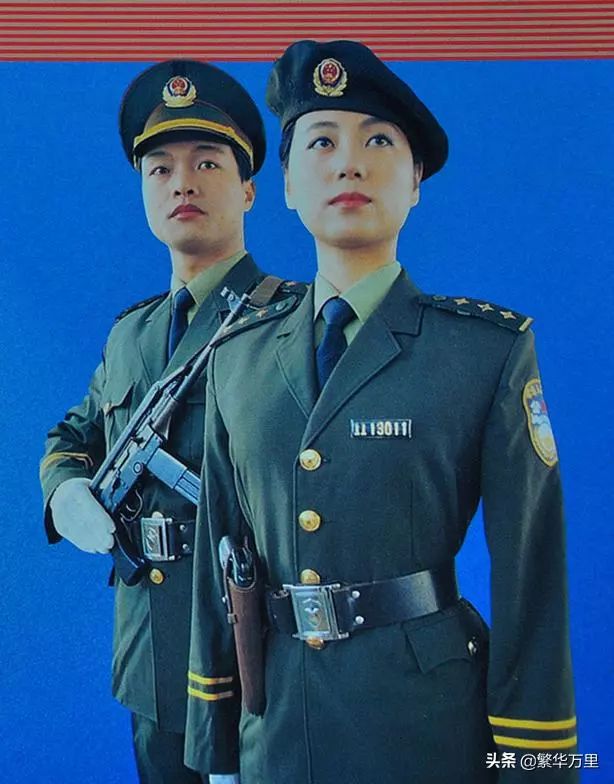 中国警察队伍前后更换了11次警服警帽到底如何形成