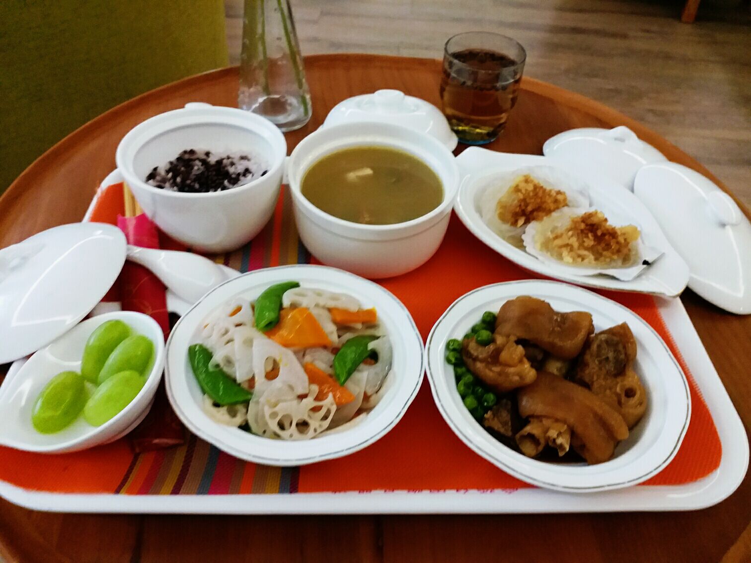 (2)月子餐30天食谱四大要点1,高热量:补充高热量与阻断高热量同步.