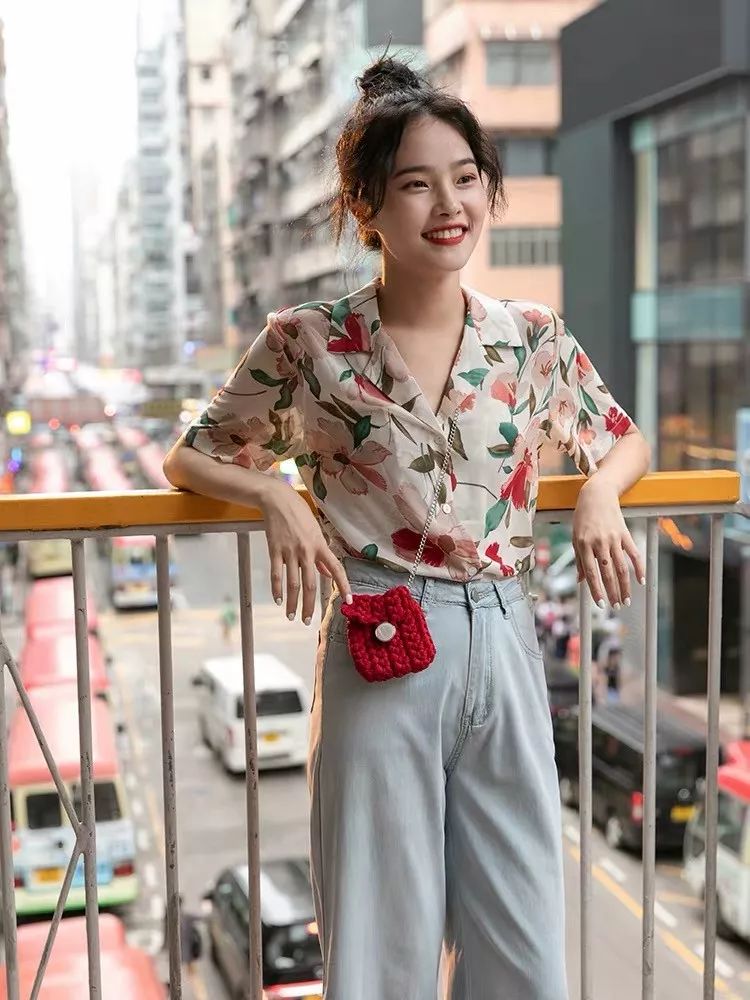 这个夏天被花衬衫的时髦杀到了