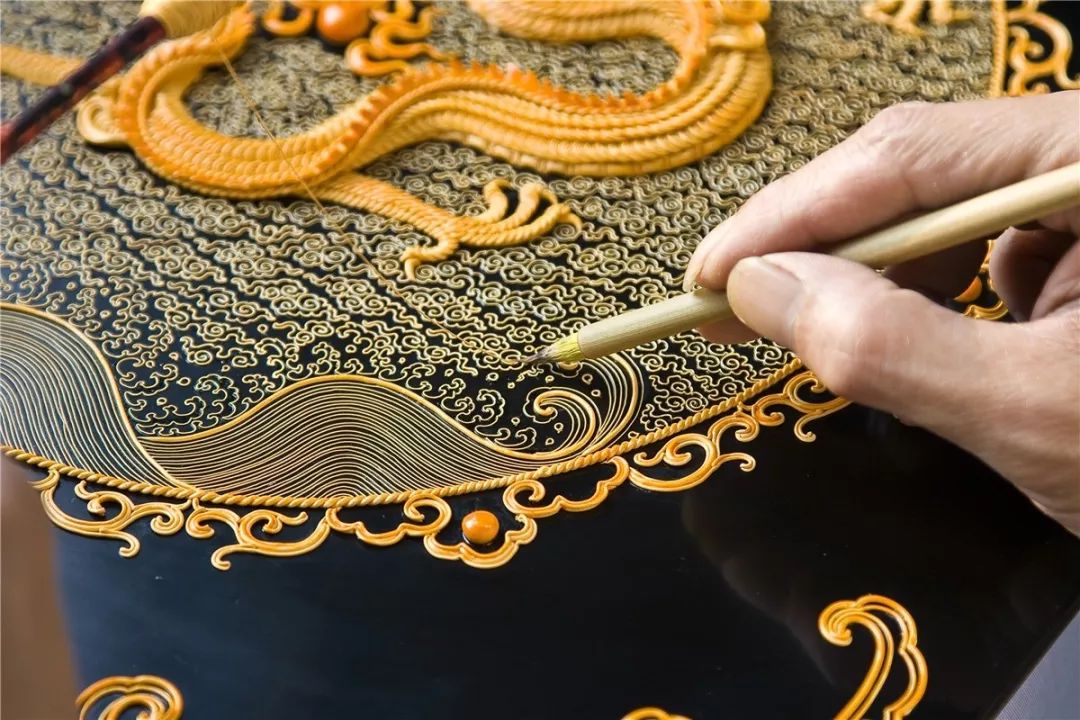 神祗之处漆线雕艺术品流传到台湾,东南亚并遍及闽南发展分布至同安