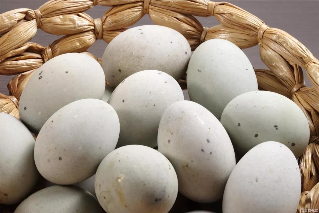 外网评皮蛋是最恶心的食物吃多容易铅中毒