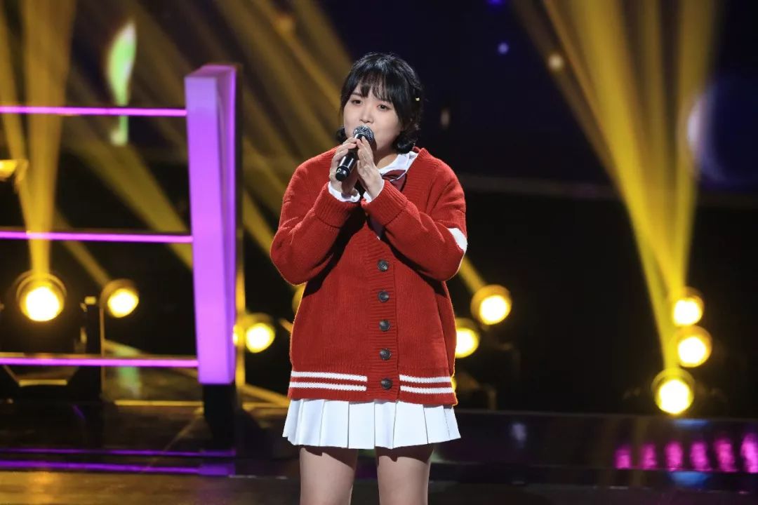 李凡一突发"忘词"惹老师们化身"心灵导师" 听陈其楠