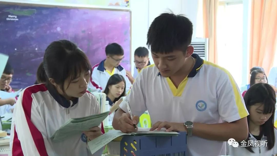 他就是揭东最美孝道少年朱泽杰.