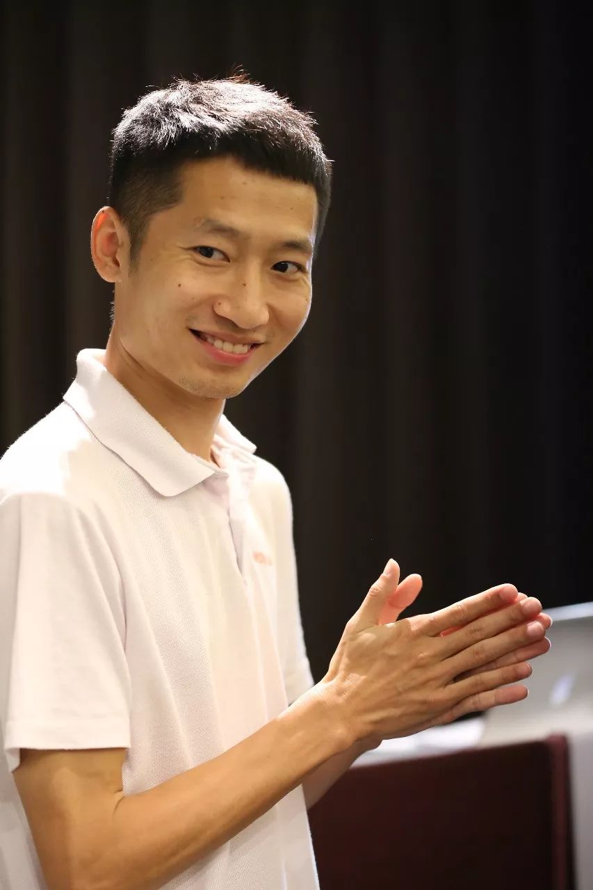 moulur美洛第二季度营销大会暨第18次销售论道会圆满成功_姚博然