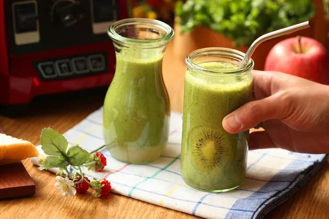 生机饮食一碗让全家活力满满的精力汤