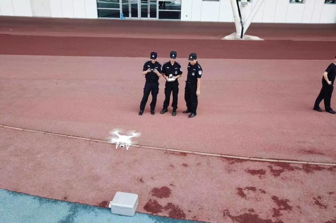 超燃湛江公安特警大练兵激情上演