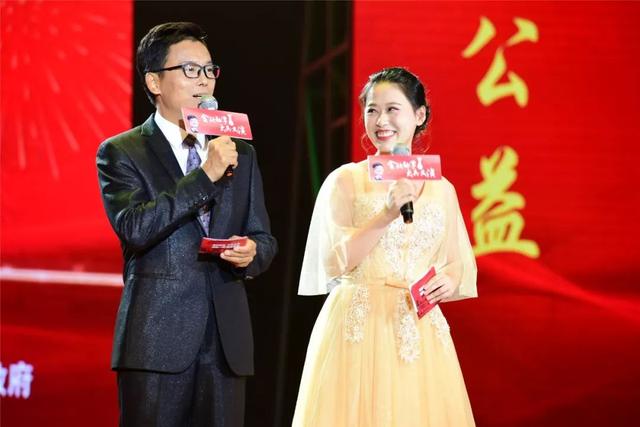 著名笑星大兵醴陵义演 金秋助学传递爱_湖南省妇联